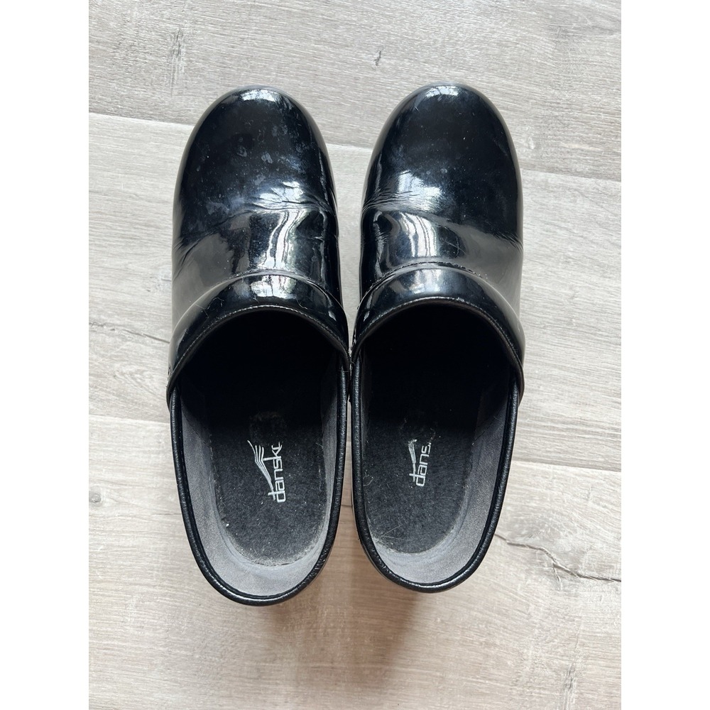 Dansko Professional Black Patent Leather Clogs Size 39 / US 8.5-9 Womens - Picture 2 of 6